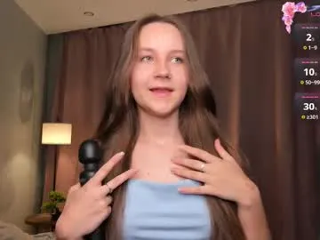 AthenaStar profile photo Image 4