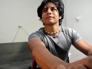 Miamix2 – webcam model profile photo Image 9