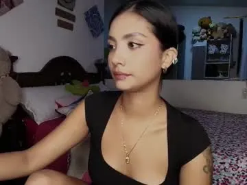 ORLA86 – webcam model profile photo Image 16