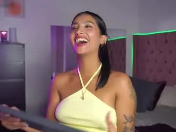 ORLA86 – webcam model profile photo Image 8