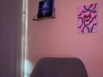 KARISHMA-STRIP profile photo Image 8