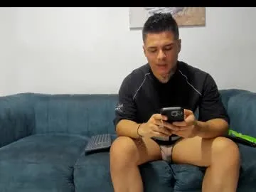 Nicoleevien – webcam model profile photo Image 16