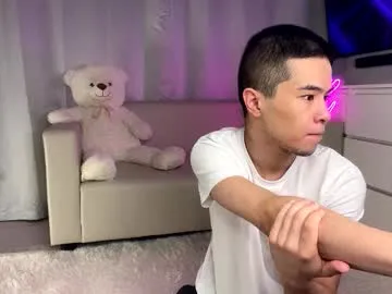 emma4xxx – webcam model profile photo Image 13