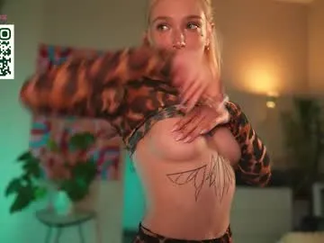 Sandhya_77 – webcam model profile photo Image 18