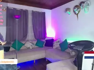 hotwetvix – webcam model profile photo Image 18