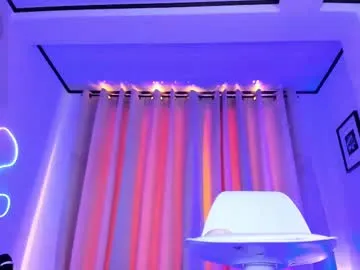 GraypacLive – webcam model profile photo Image 6