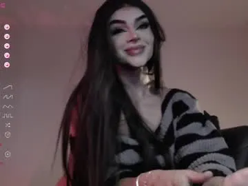 Start_party – webcam model profile photo Image 4