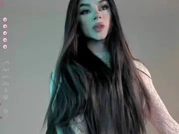 Start_party – webcam model profile photo Image 6