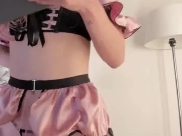 CummSavage – webcam model profile photo Image 6