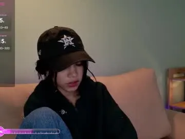 hot_wife_35 – webcam model profile photo Image 13