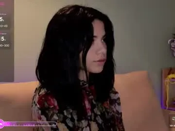 hot_wife_35 – webcam model profile photo Image 16