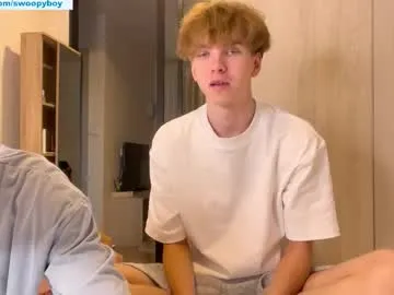 Lovebirdss – webcam model profile photo Image 16