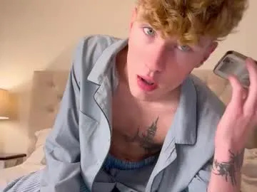 Lovebirdss – webcam model profile photo Image 8