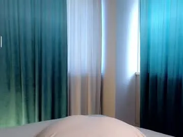 Cum_girlss – webcam model profile photo Image 9