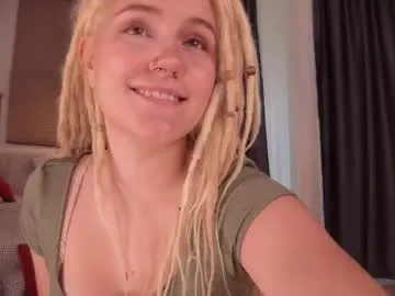 Cumonmme – webcam model profile photo Image 6