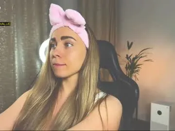 RollDolls – webcam model profile photo Image 16