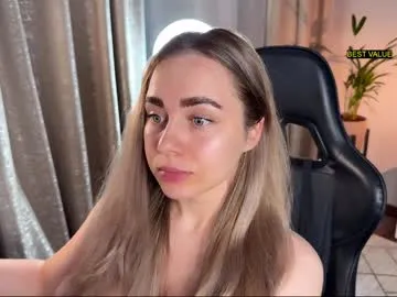 RollDolls – webcam model profile photo Image 18