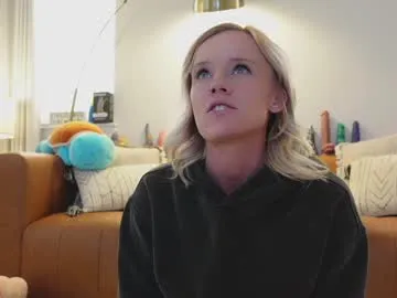 Bad_Girl_Sakura – webcam model profile photo Image 6