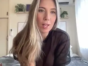 Mia_sweet80 – webcam model profile photo Image 11