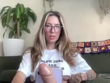 Mia_sweet80 – webcam model profile photo Image 15