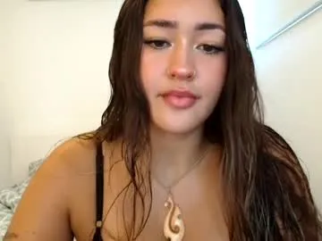 yuki_june – webcam model profile photo Image 2