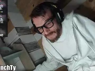 livvywinters – webcam model profile photo Image 13