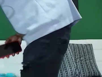 dinexzsummer – webcam model profile photo Image 2