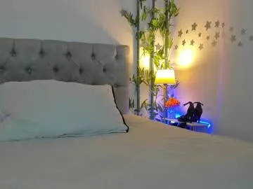 Masha_Real_84 – webcam model profile photo Image 11