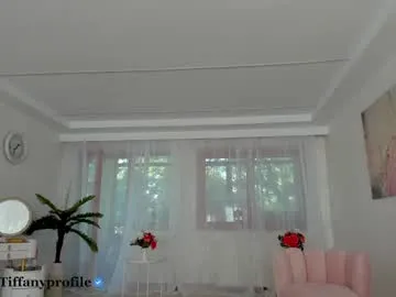 bella__honey – webcam model profile photo Image 6