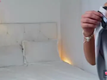 V-Hot-Sweti – webcam model profile photo Image 12