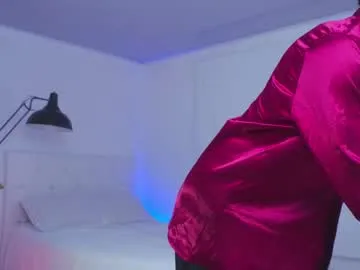 V-Hot-Sweti – webcam model profile photo Image 4