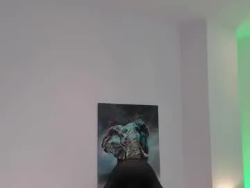 priya_sharma02 – webcam model profile photo Image 8