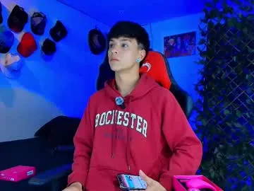 ClaireBree – webcam model profile photo Image 11