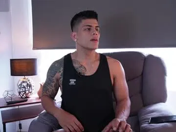 husa_Malikaa – webcam model profile photo Image 7