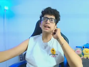 funny_to_see_you_here – webcam model profile photo Image 19