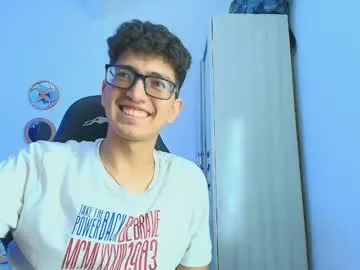 funny_to_see_you_here – webcam model profile photo Image 4