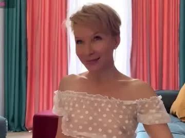 Bustykeyla – webcam model profile photo Image 8