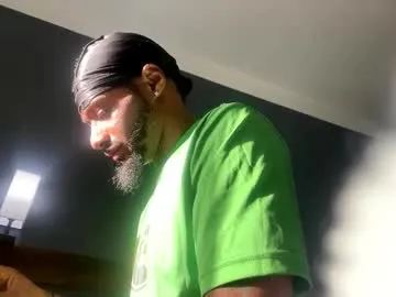 RollDolls – webcam model profile photo Image 12