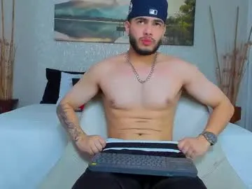 golden_girl_house – webcam model profile photo Image 2