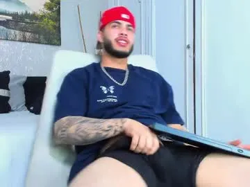 golden_girl_house – webcam model profile photo Image 4