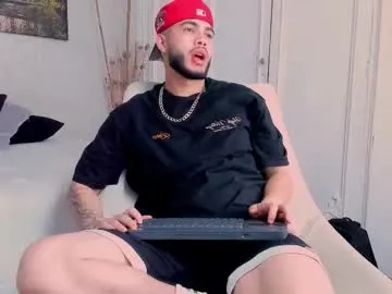 golden_girl_house – webcam model profile photo Image 7