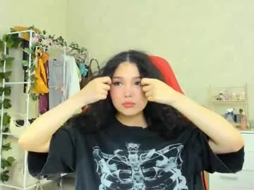 EmaSalis – webcam model profile photo Image 11