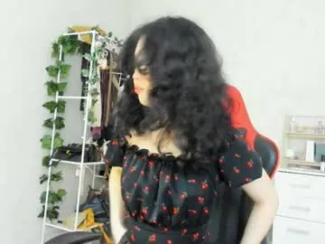 EmaSalis – webcam model profile photo Image 2