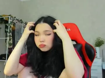 EmaSalis – webcam model profile photo Image 8