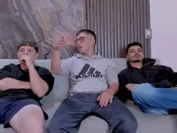 PinkLoving070 – webcam model profile photo Image 11