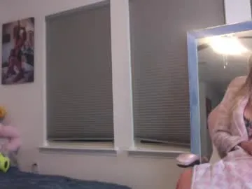 curvyflawless – webcam model profile photo Image 9