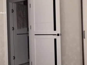 HOT-CUPAL22 – webcam model profile photo Image 9