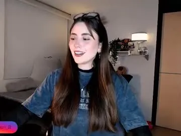 Nicoleevien – webcam model profile photo Image 10