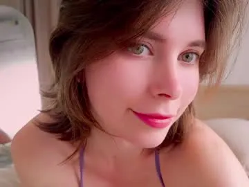 Ttixmila – webcam model profile photo Image 13