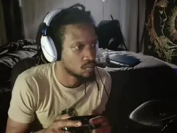 ShannonShanny – webcam model profile photo Image 14